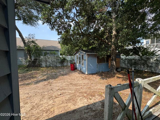 102 NW 20th Street, Oak Island, NC 28465