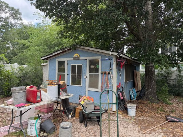 102 NW 20th Street, Oak Island, NC 28465