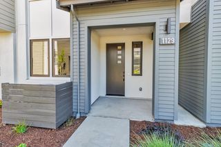 1109 Juana Court, Palo Alto, CA 94303