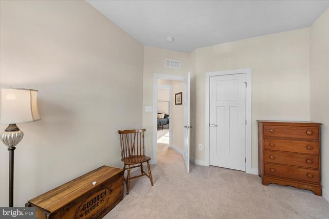 211 SHOE BUCKLE CT, Stephens City, VA 22655