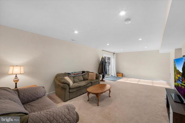 211 SHOE BUCKLE CT, Stephens City, VA 22655