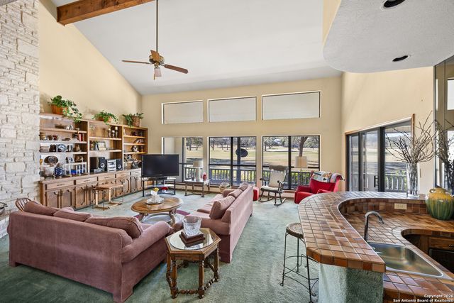 611 Cliffdwellers, Boerne, TX 78006