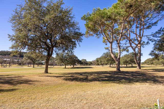 611 Cliffdwellers, Boerne, TX 78006