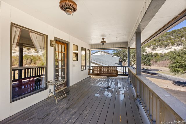 611 Cliffdwellers, Boerne, TX 78006