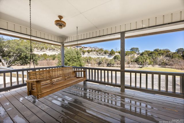 611 Cliffdwellers, Boerne, TX 78006