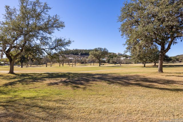 611 Cliffdwellers, Boerne, TX 78006