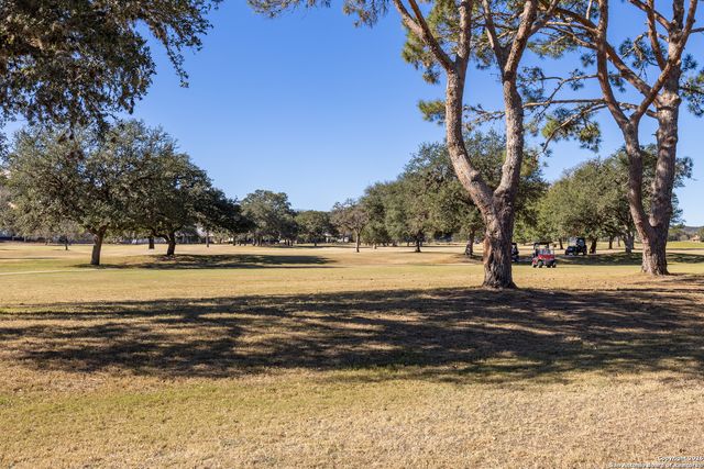 611 Cliffdwellers, Boerne, TX 78006