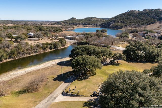 611 Cliffdwellers, Boerne, TX 78006