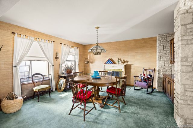 611 Cliffdwellers, Boerne, TX 78006