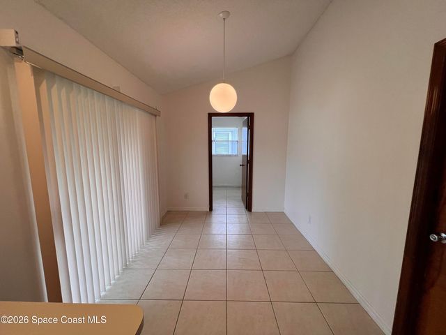 818 Seven Gables Circle SE, Palm Bay, FL 32909