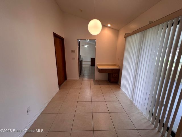 818 Seven Gables Circle SE, Palm Bay, FL 32909