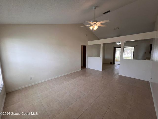 818 Seven Gables Circle SE, Palm Bay, FL 32909