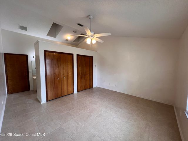 818 Seven Gables Circle SE, Palm Bay, FL 32909