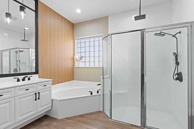 112 Isle Verde Way, Palm Beach Gardens, FL 33418