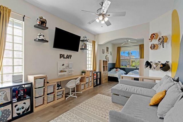 112 Isle Verde Way, Palm Beach Gardens, FL 33418