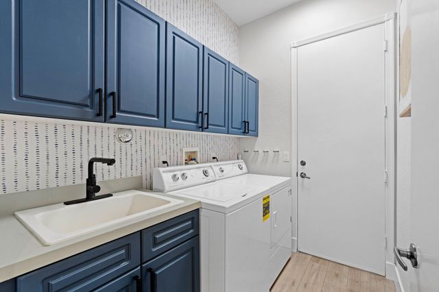 112 Isle Verde Way, Palm Beach Gardens, FL 33418