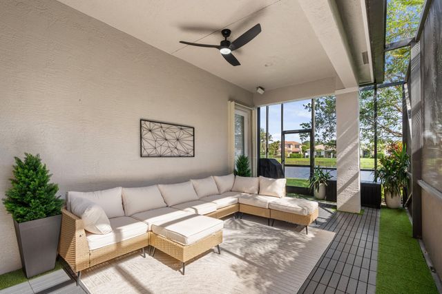 112 Isle Verde Way, Palm Beach Gardens, FL 33418