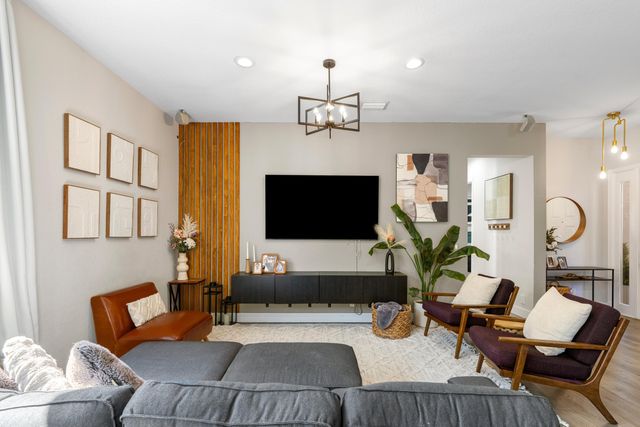 112 Isle Verde Way, Palm Beach Gardens, FL 33418