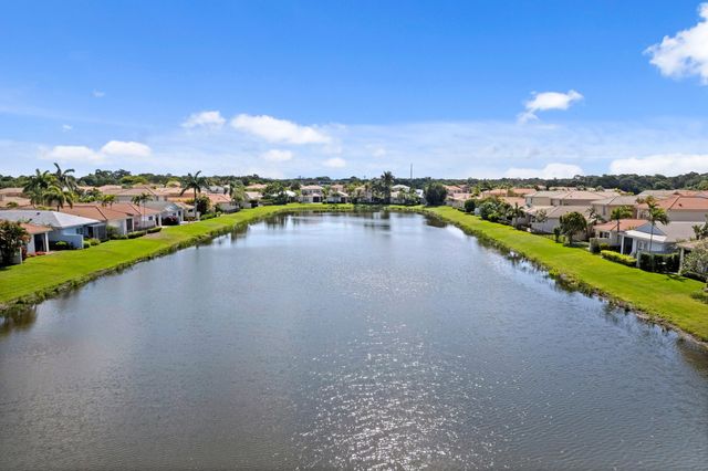 112 Isle Verde Way, Palm Beach Gardens, FL 33418