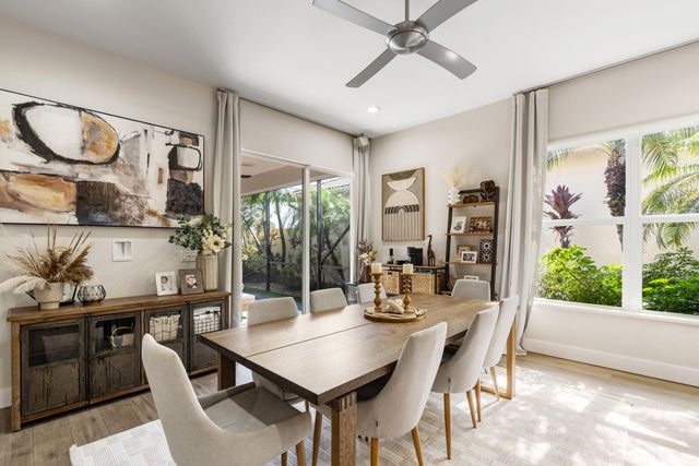 112 Isle Verde Way, Palm Beach Gardens, FL 33418