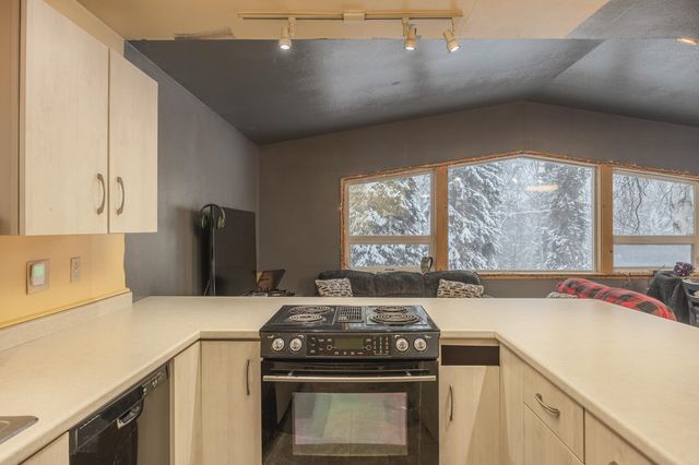 1420 WHISTLING SWAN DRIVE, Fairbanks, AK 99712