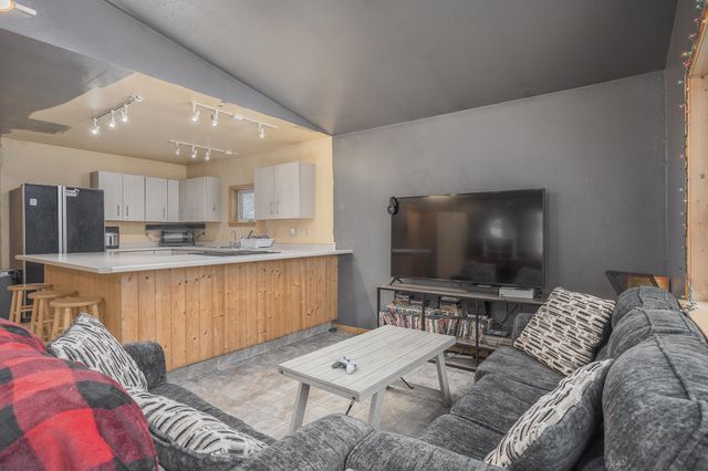 1420 WHISTLING SWAN DRIVE, Fairbanks, AK 99712