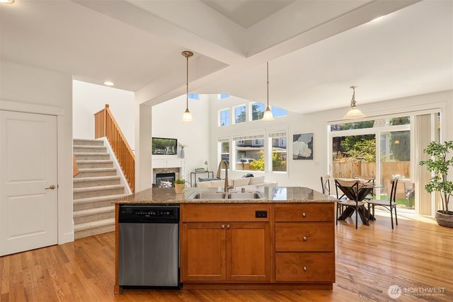1315 Redmond Place NE, Renton, WA 98056