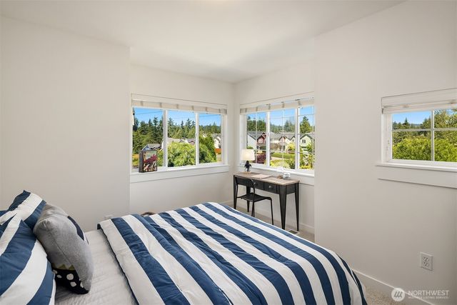 1315 Redmond Place NE, Renton, WA 98056