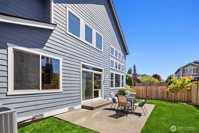 1315 Redmond Place NE, Renton, WA 98056