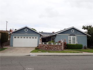 17101 Hague, Huntington Beach, CA 92647