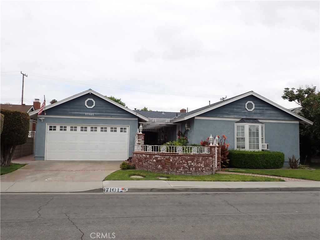 17101 Hague, Huntington Beach, CA 92647
