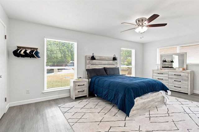 2021 Meadowcreek Drive, Plano, TX 75074