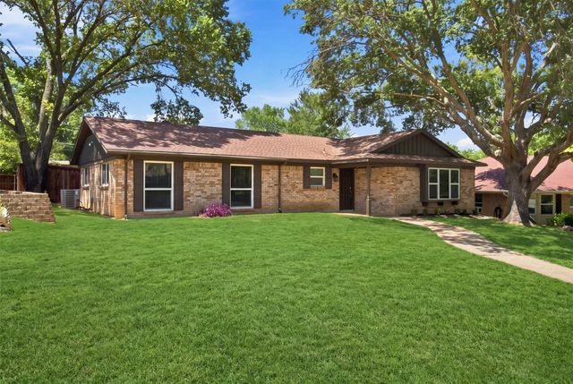 2021 Meadowcreek Drive, Plano, TX 75074