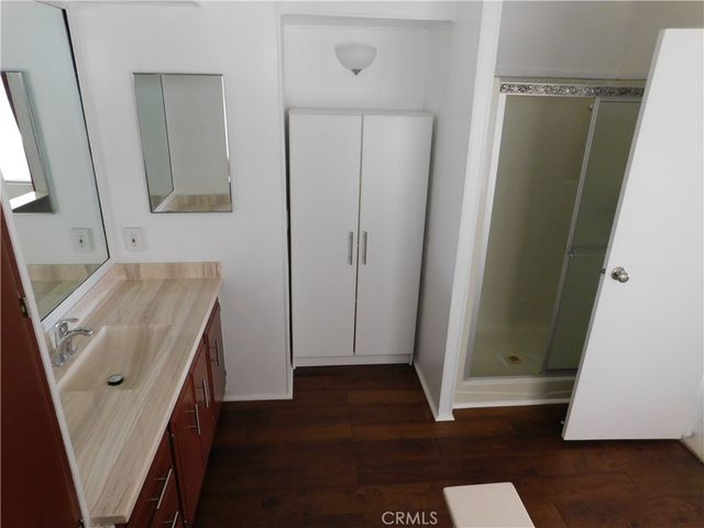 1525 W Oakland Avenue 99, Hemet, CA 92543