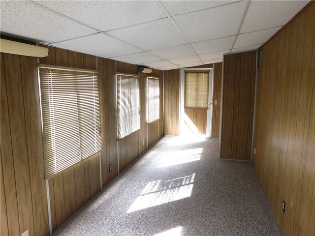 1525 W Oakland Avenue 99, Hemet, CA 92543