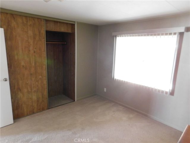 1525 W Oakland Avenue 99, Hemet, CA 92543