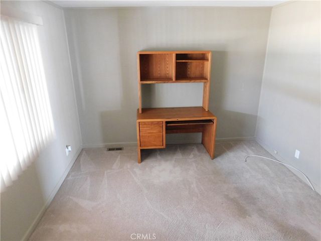 1525 W Oakland Avenue 99, Hemet, CA 92543