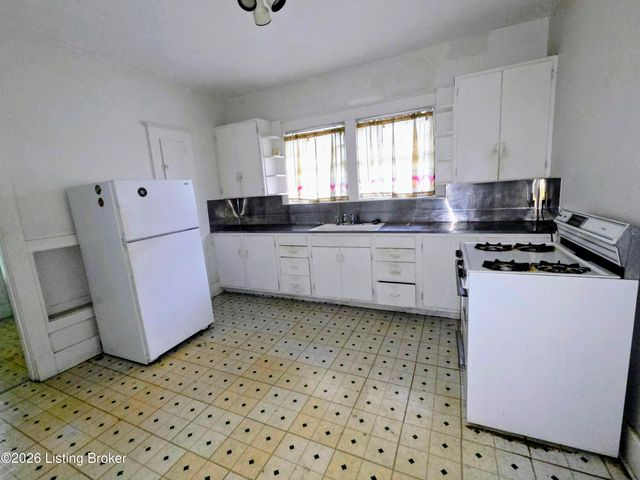 2124 Sherwood Ave, Louisville, KY 40205