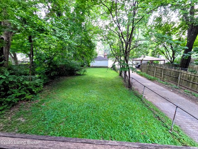 2124 Sherwood Ave, Louisville, KY 40205
