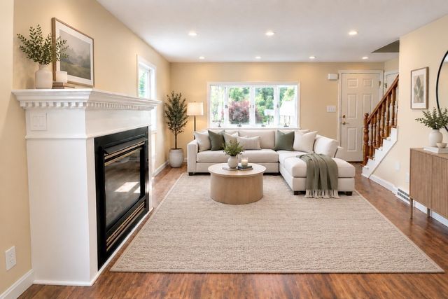 117 Lexington Ave, Lowell, MA 01854