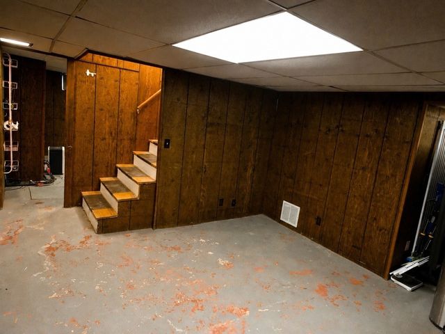 117 Lexington Ave, Lowell, MA 01854