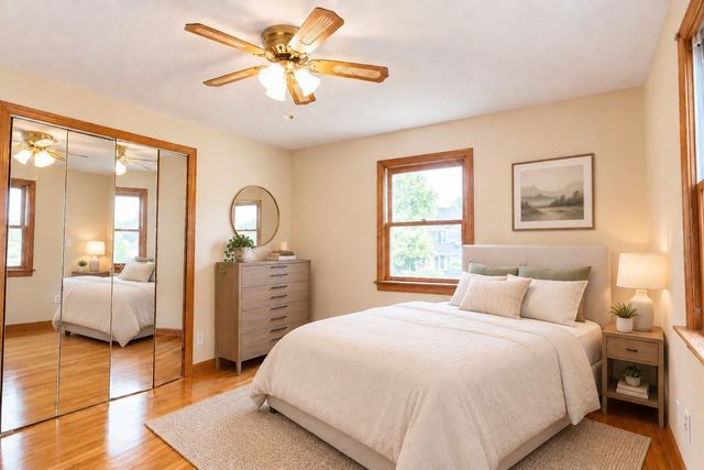 117 Lexington Ave, Lowell, MA 01854