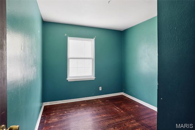 1420 Columbus Drive, St Louis, MO 63138
