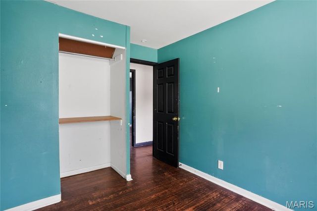 1420 Columbus Drive, St Louis, MO 63138