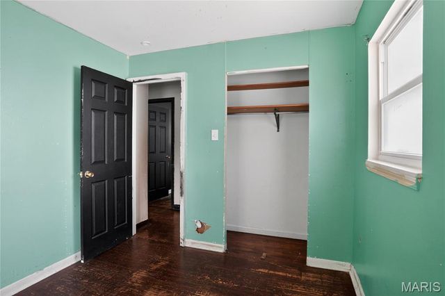 1420 Columbus Drive, St Louis, MO 63138