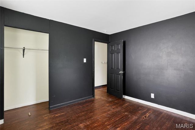 1420 Columbus Drive, St Louis, MO 63138