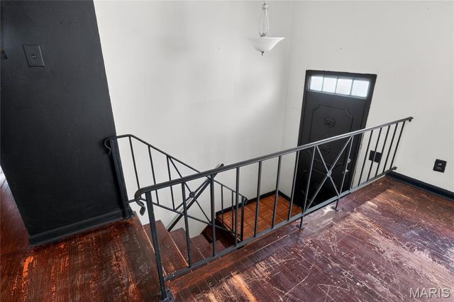 1420 Columbus Drive, St Louis, MO 63138