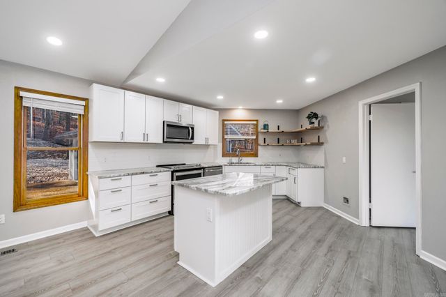 40 Alta Way, Hot Springs, AR 71909