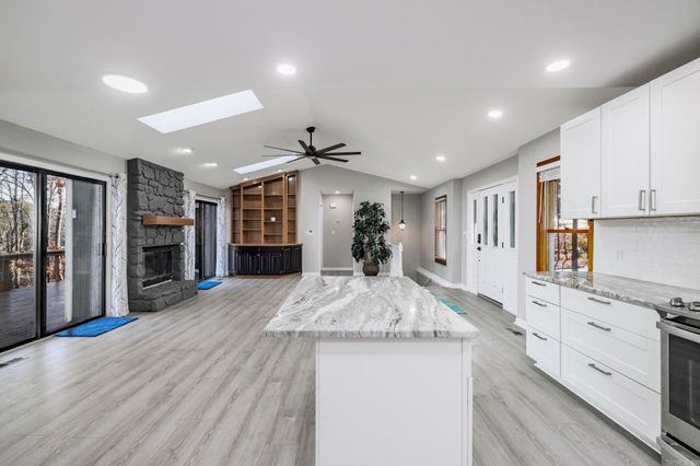 40 Alta Way, Hot Springs, AR 71909