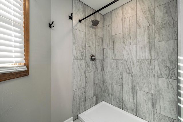 40 Alta Way, Hot Springs, AR 71909